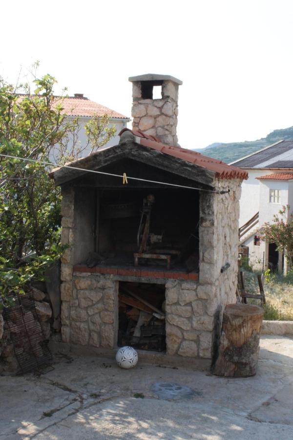 Apartments And Rooms With Parking Space Metajna, Pag - 4120 Exteriör bild