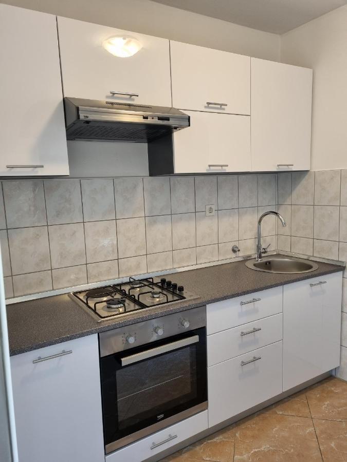 Apartments And Rooms With Parking Space Metajna, Pag - 4120 Exteriör bild