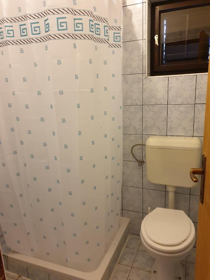 Apartments And Rooms With Parking Space Metajna, Pag - 4120 Exteriör bild