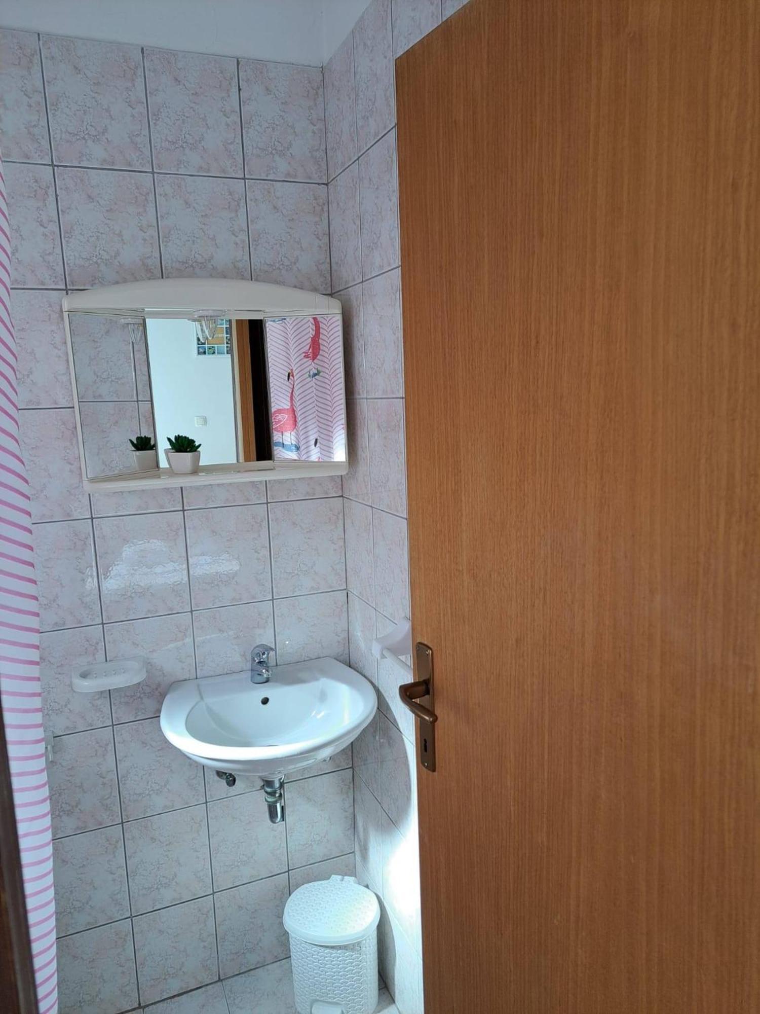 Apartments And Rooms With Parking Space Metajna, Pag - 4120 Rum bild
